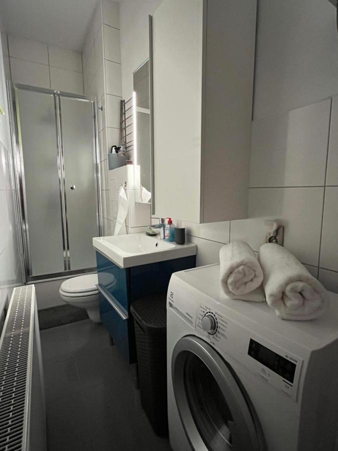 Sloneczny Apartament Centrum Poznania Klimatyzacja Wi-Fi Tv Zmywarka Pralka Piekarnik Экстерьер фото